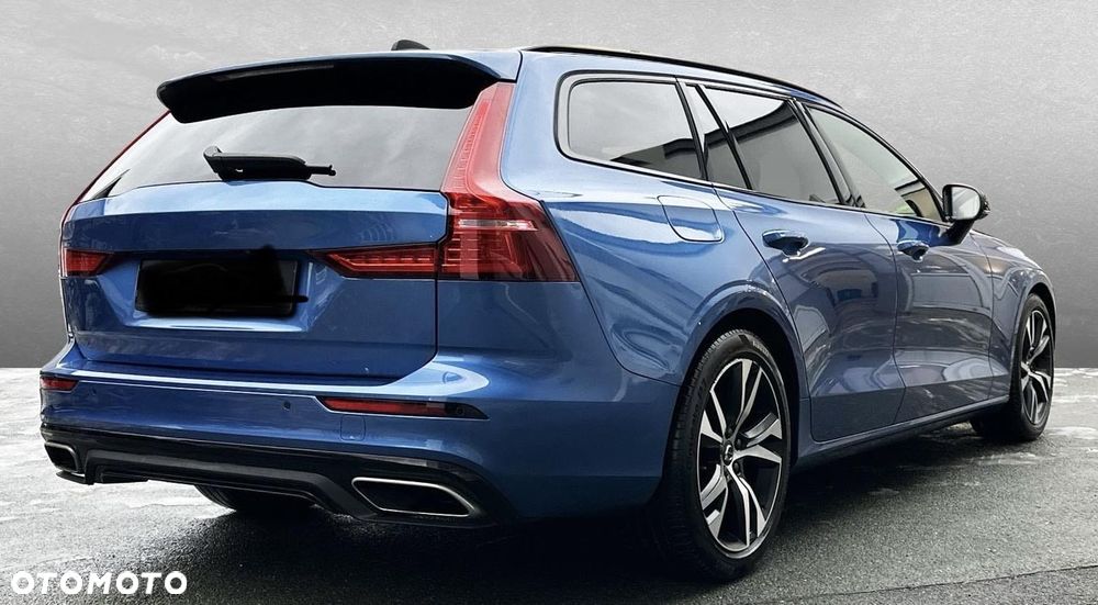 Volvo V60 D4 Geartronic R-Design - 2