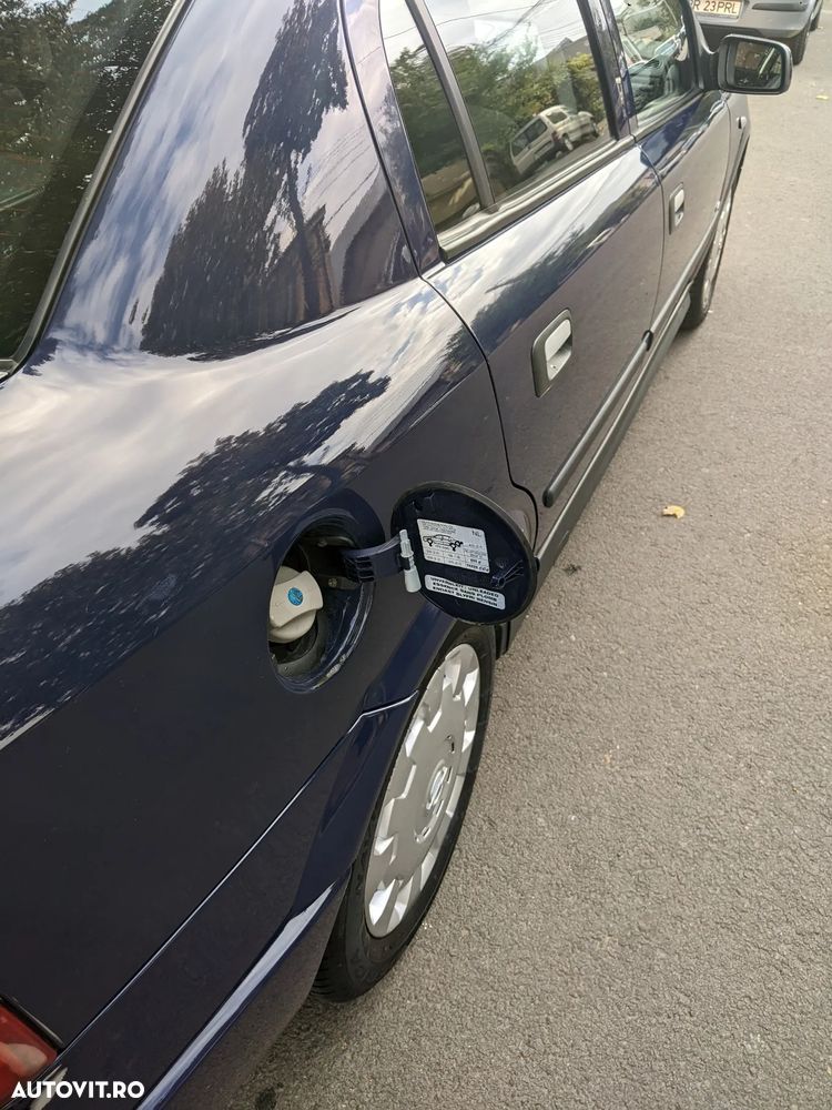 Opel Astra Classic 1.4i - 13