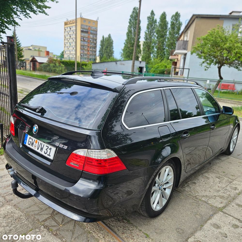 BMW Seria 5 523i Edition Lifestyle - 8