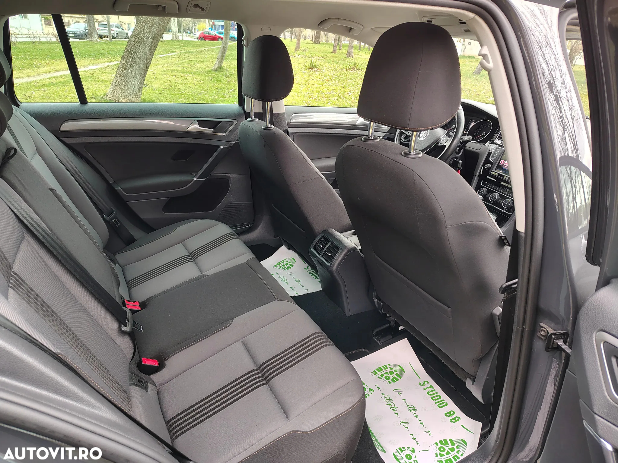 Volkswagen Golf Variant 2.0 TDI BlueMotion Technology DSG Allstar - 7