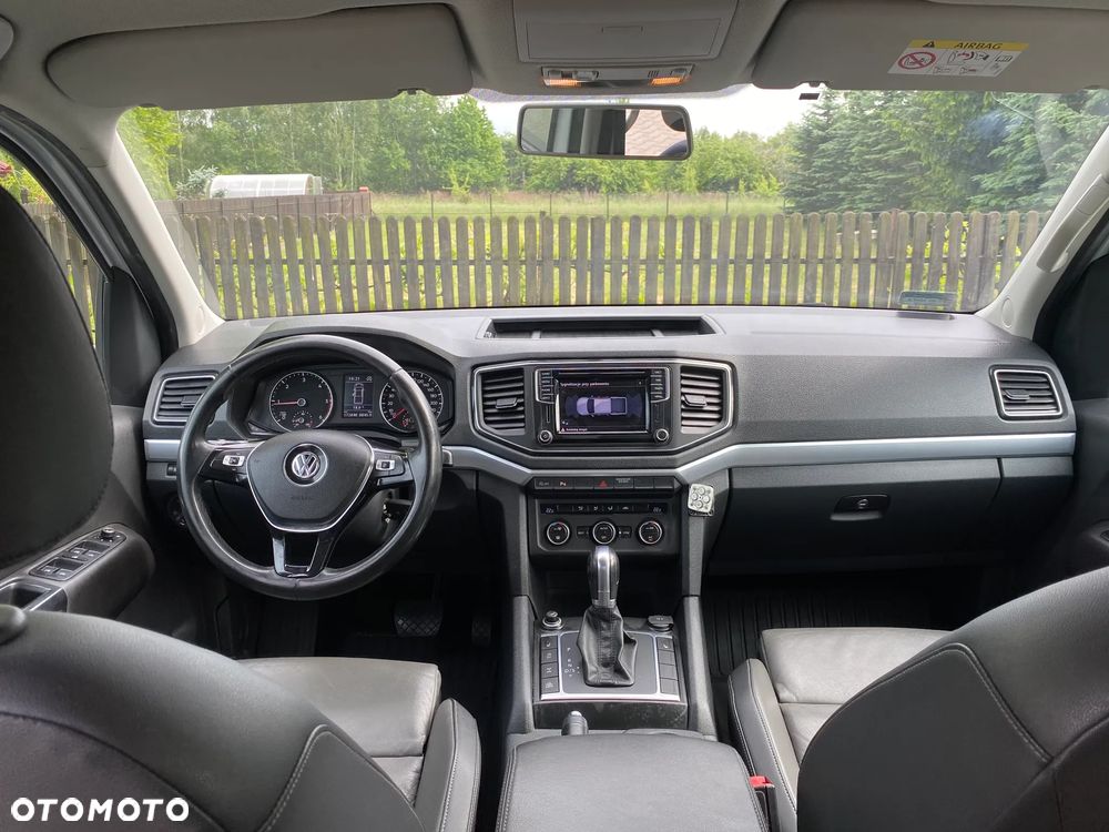 Volkswagen Amarok - 22