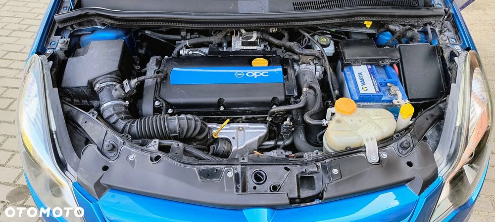 Opel Corsa 1.6 Turbo OPC - 23