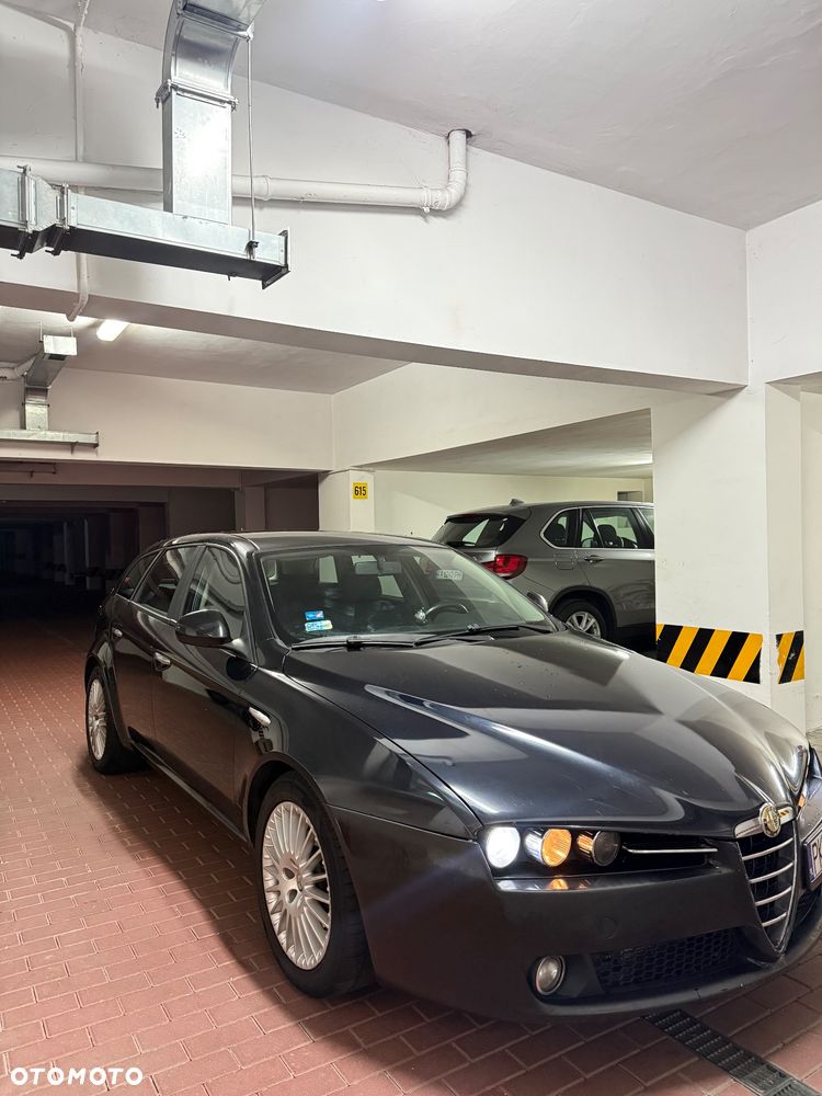 Alfa Romeo 159 2007 photo 2