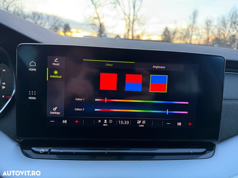 Skoda Octavia 2.0 TDI STYLE DSG - 22