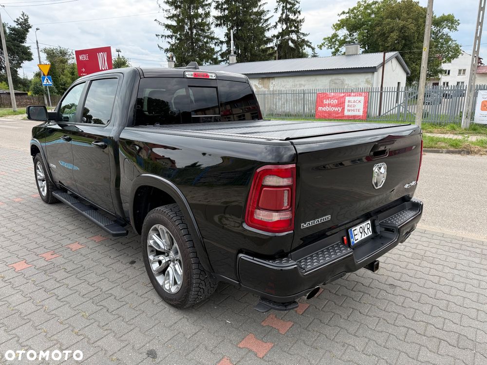 Dodge RAM 5.7 4x4 - 7