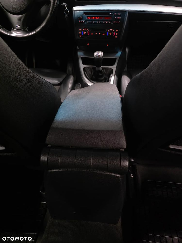 BMW Seria 1 120d - 15