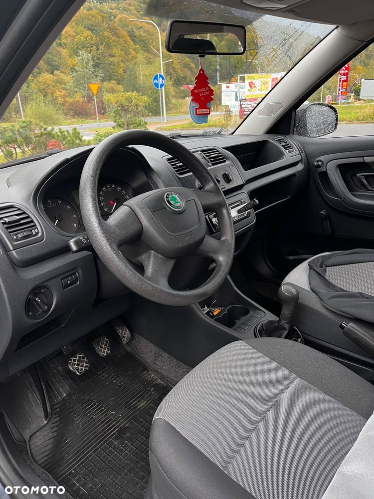 Skoda Fabia - 8