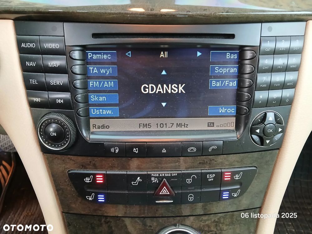 Mercedes-Benz Klasa E 500 Avantgarde - 33