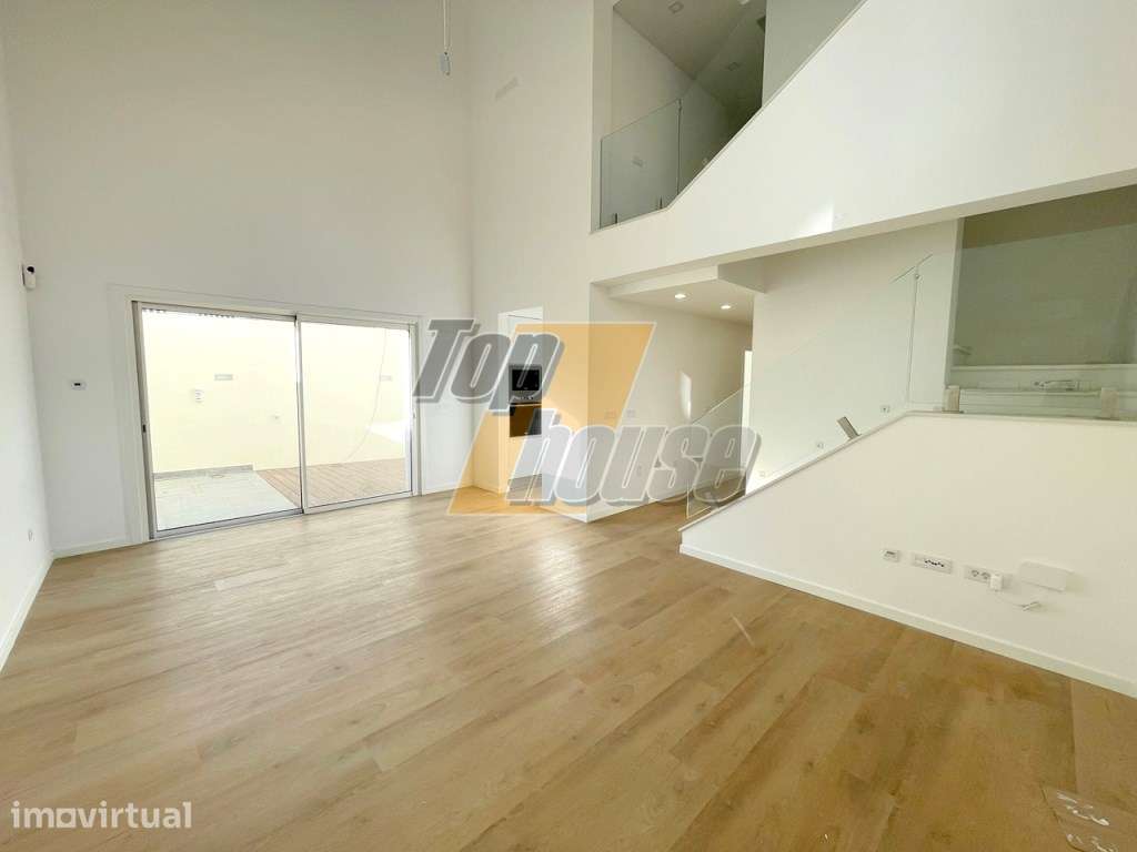 Moradia T3 Nova - Costa de Caparica - Pronta Habitar - Grande imagem: 3/40