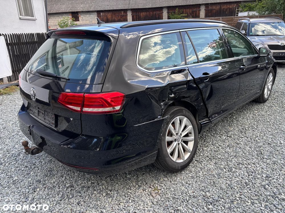Volkswagen Passat Variant 2.0 TDI DSG (BlueMotion Technology) Comfortline - 8