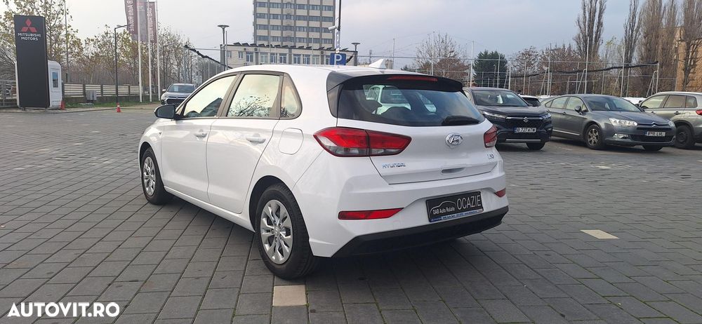 Hyundai i30 1.5 110CP 5DR M/T Comfort - 4