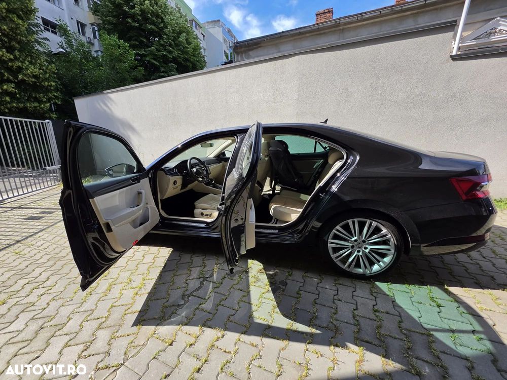 Skoda Superb 2.0 TSI 4X4 DSG Style - 9