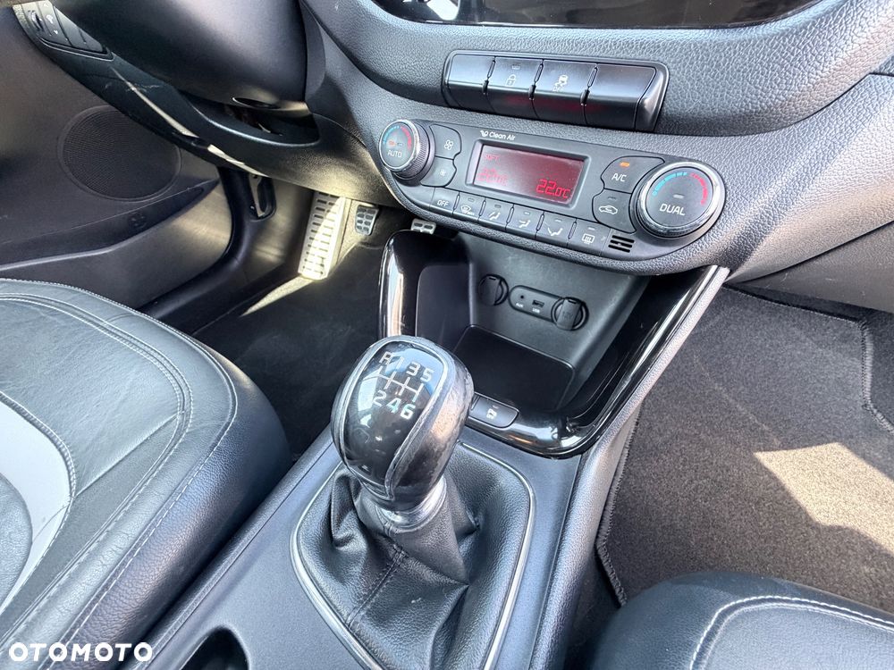 Kia Ceed 1.6 CRDi Business Line - 12