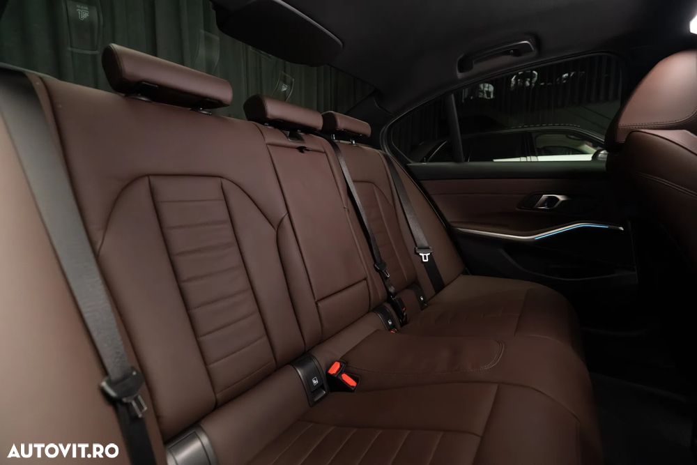 BMW M3 M340d xDrive - 36