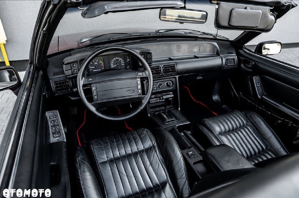 Ford Mustang - 23