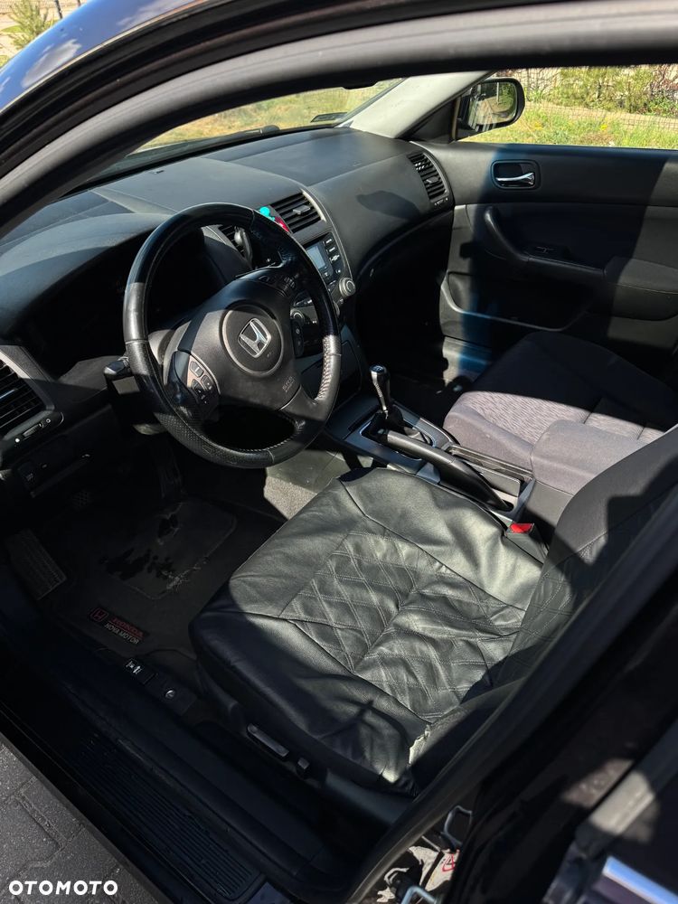 Honda Accord 2.0 Executive - 7