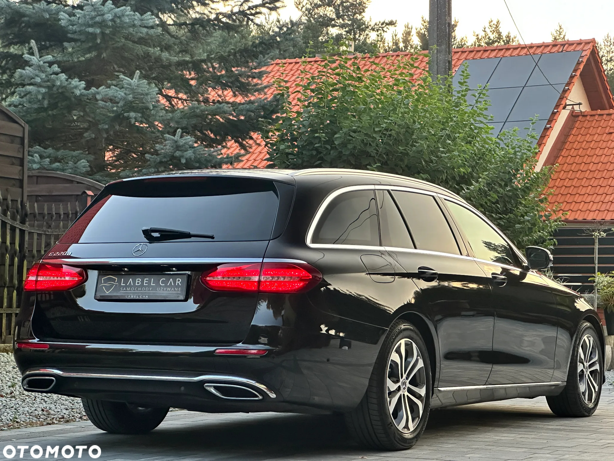 Mercedes-Benz Klasa E 220 d T 9G-TRONIC Avantgarde - 20