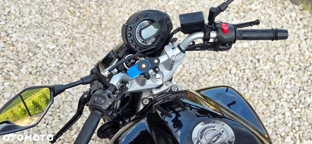 Yamaha FZ6 - 16