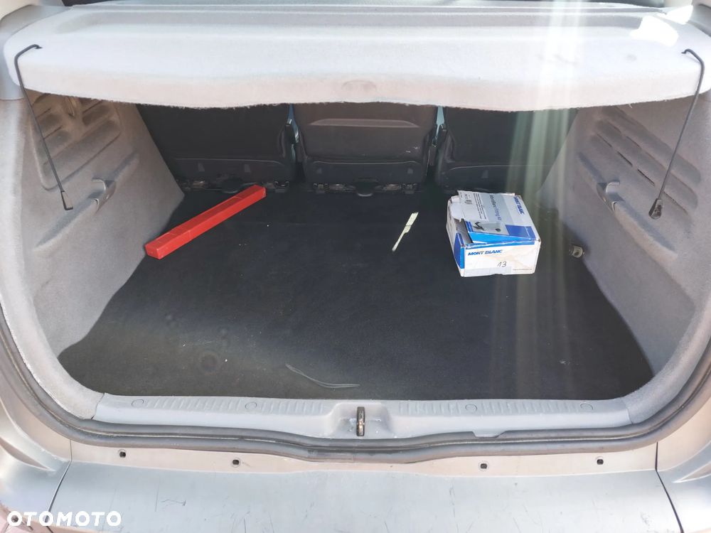 Renault Scenic 1.6 16V Confort Authentique - 17