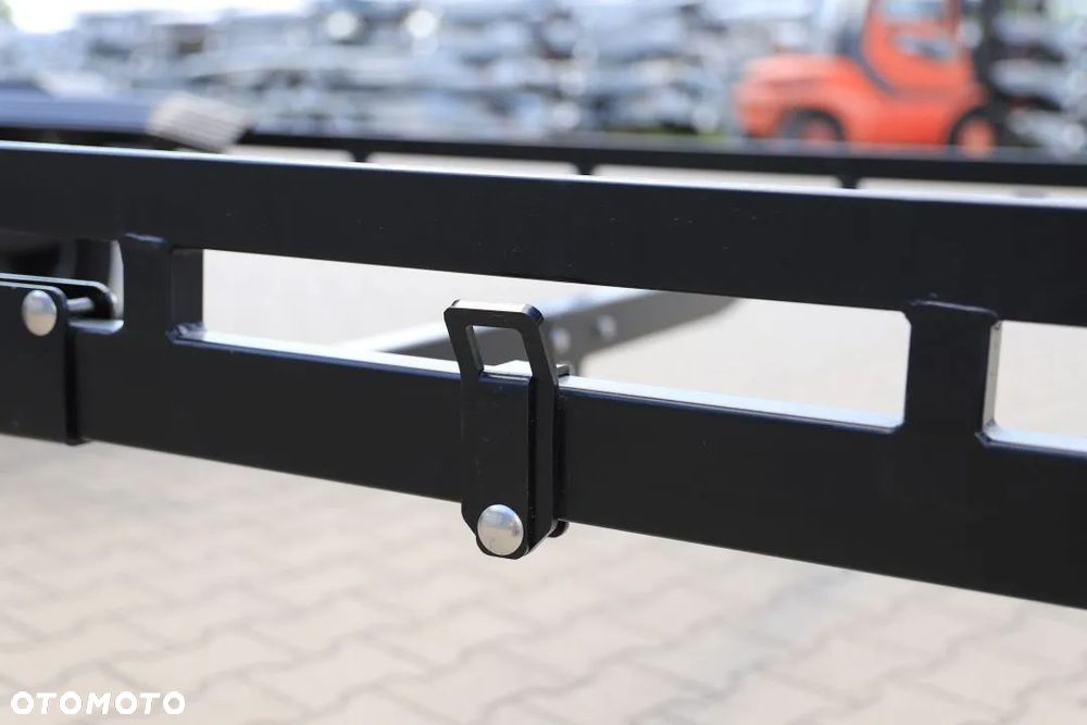 Lorries Przyczepa Podłodziowa PP35-9825 w Kolorze Czarnym Do Łodzi Max 9.8 M DMC 3500 kg Tylne Lampy LED - 21