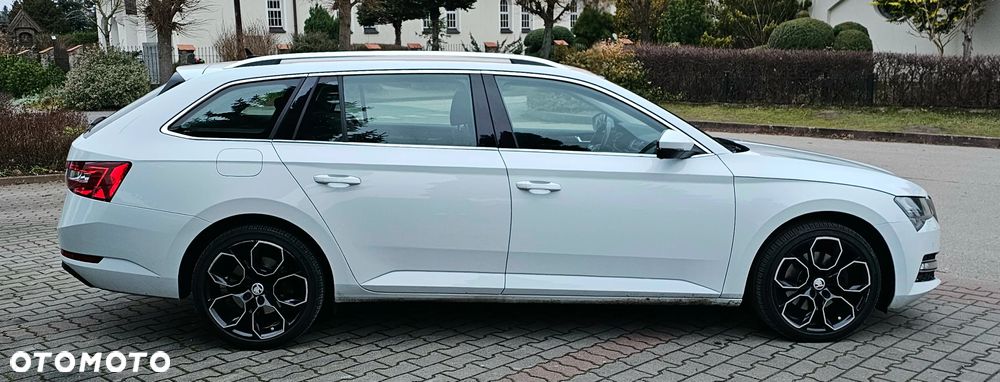 Skoda Superb 2.0 TDI DSG Premium Edition - 5