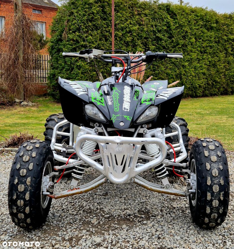 Yamaha YFZ - 8