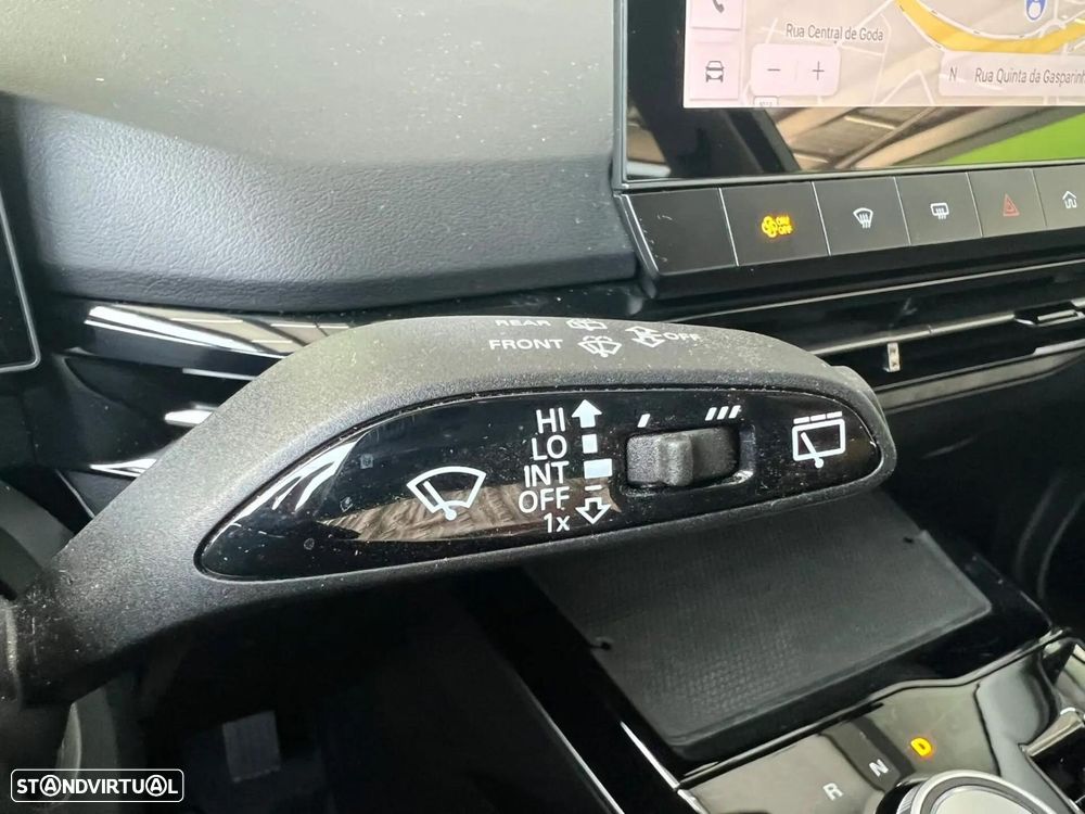MG MG4 64 kWh Luxury - 17