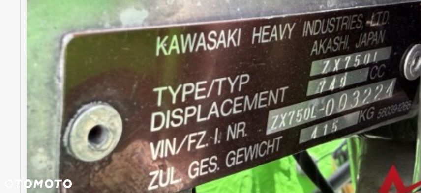 Kawasaki ZXR - 18