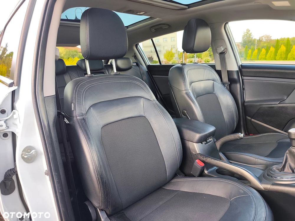 Kia Sportage 2.0 CVVT 2WD Spirit - 24