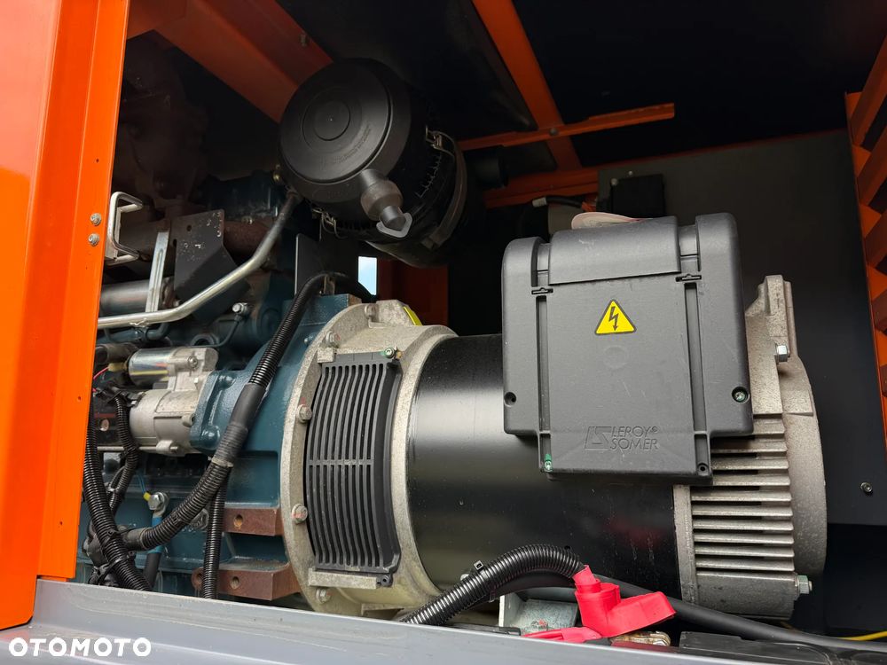 Atlas Copco QAS 40 KW Agregat prądotwórczy Przyczepa do rejestracji. inwerterowy wyciszony! 2018r. 5500mtg. JAK NOWY z Norwegii. Mocny silnik Turbo Kubota 4 cylindry 100km! Dekra aktualna. Opony zero zużycia. Zadbany Agregat. Odpala na Dotyk. Bogata Wersja! Prądnica Najlepsza PARTNER LEROY SOMER. - 12