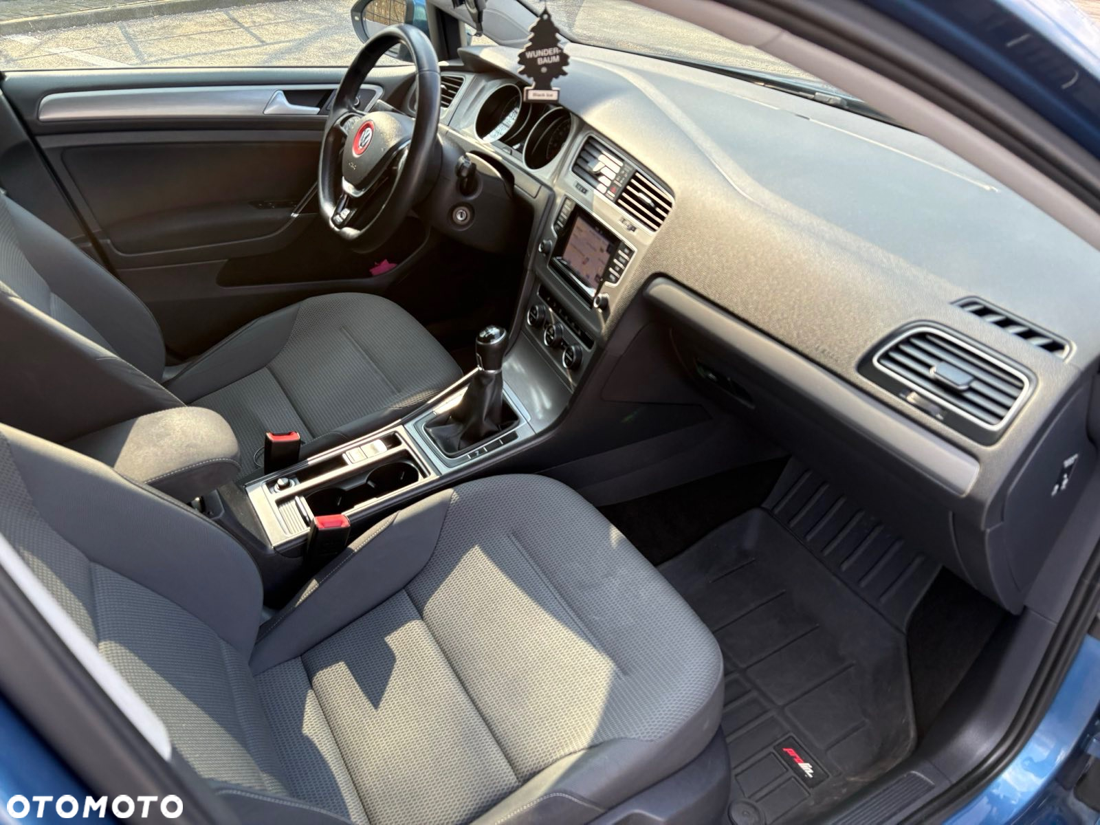 Volkswagen Golf 2.0 BlueTDI 4Motion Comfortline - 16