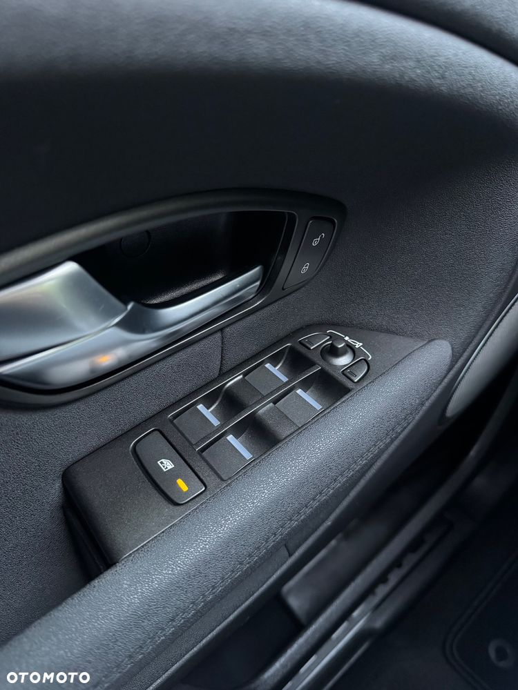 Land Rover Range Rover Evoque D150 - 16