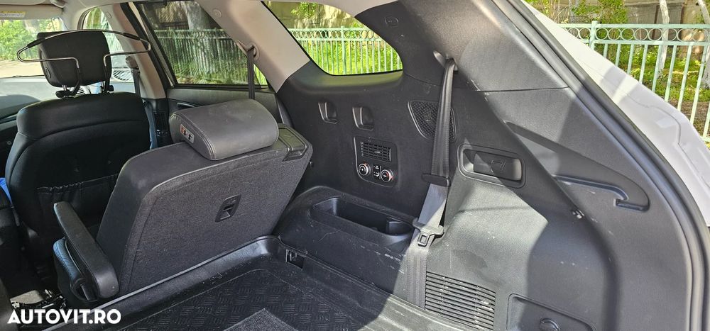 Hyundai Grand Santa Fe 2.2 CRDi 4WD Automatik Luxury - 15