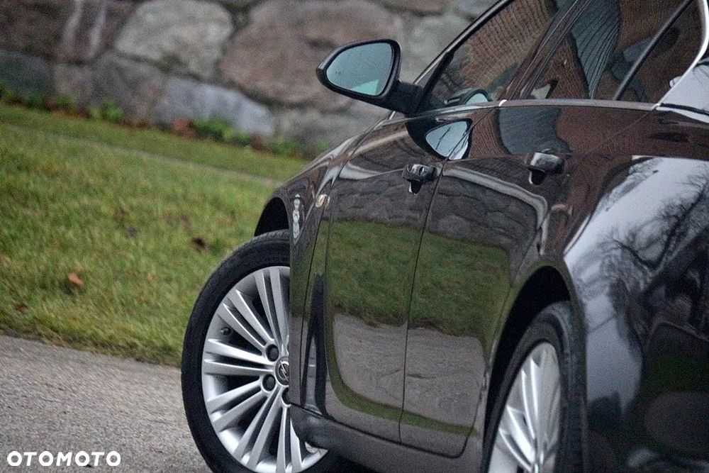 Opel Insignia - 13