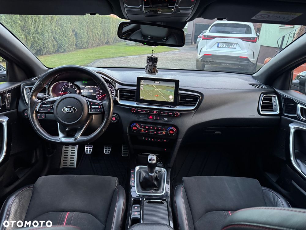 Kia ProCeed 1.6 T-GDI GT - 16