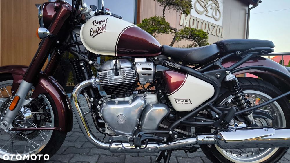 Royal Enfield Classic - 17