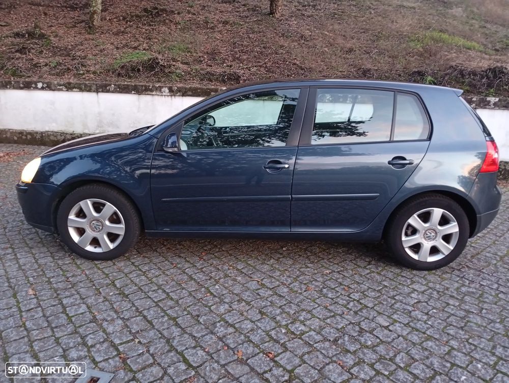 VW Golf 1.9 TDi Confortline DSG 7V - 2