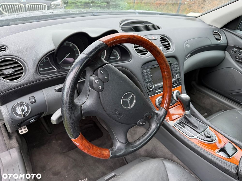 Mercedes-Benz SL 500 - 21
