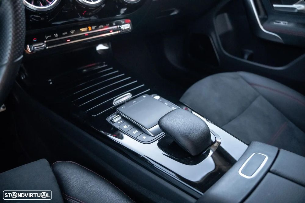 Mercedes-Benz CLA 250 e 8G-DCT AMG Line - 18