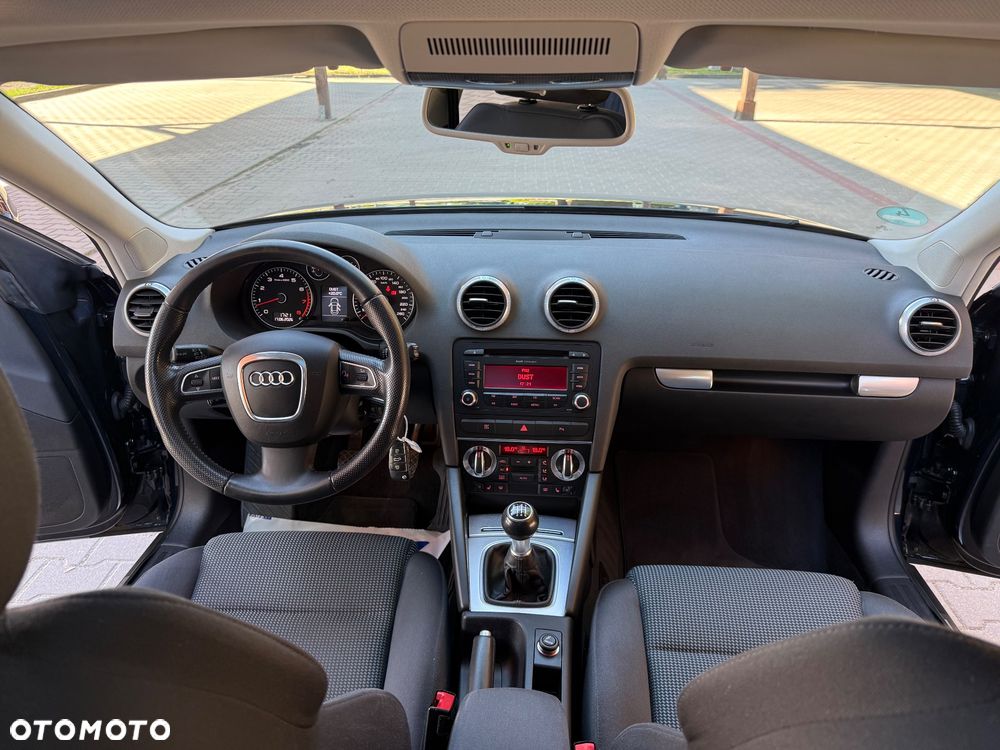 Audi A3 Sportback - 16