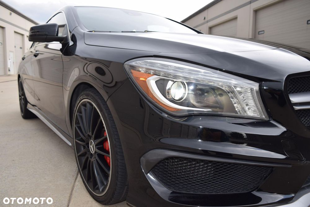 Mercedes-Benz CLA - 16