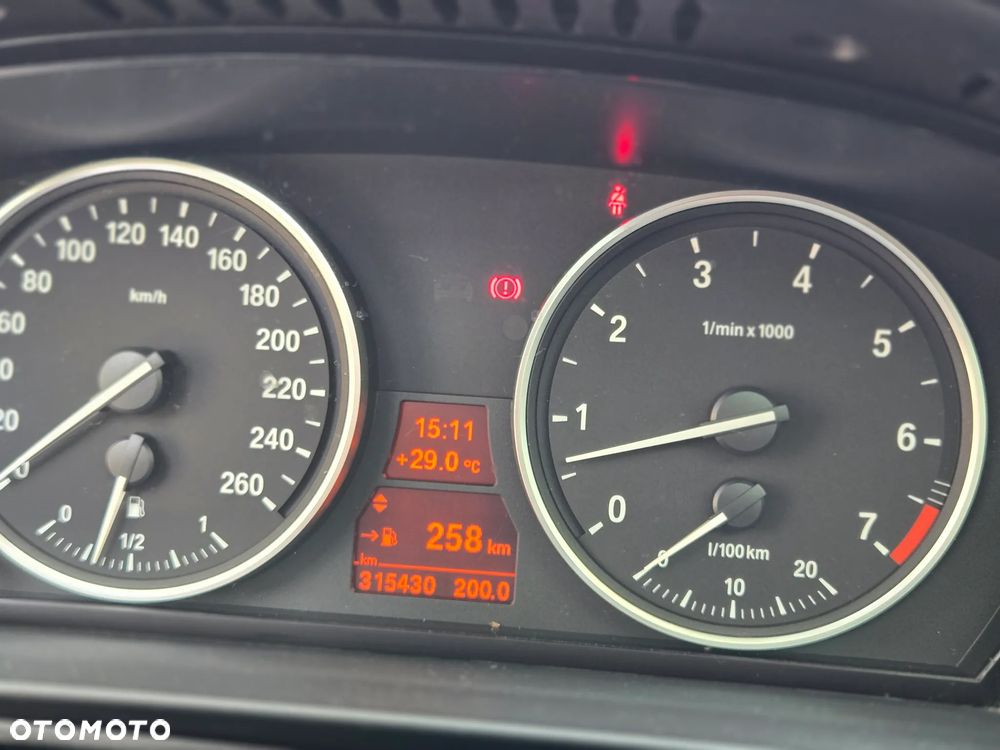 BMW Seria 5 - 11