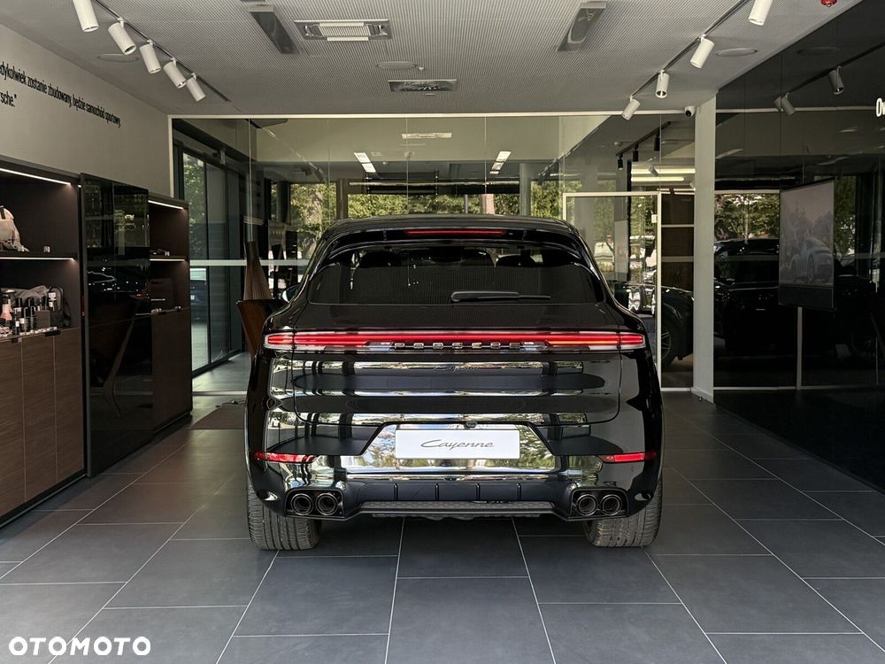 Porsche Cayenne - 6