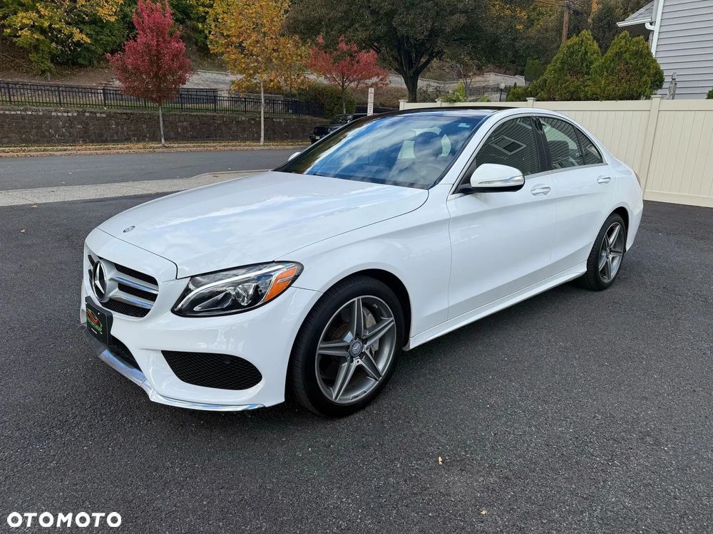 Mercedes-Benz Klasa C 300 9G-TRONIC AMG Line - 1