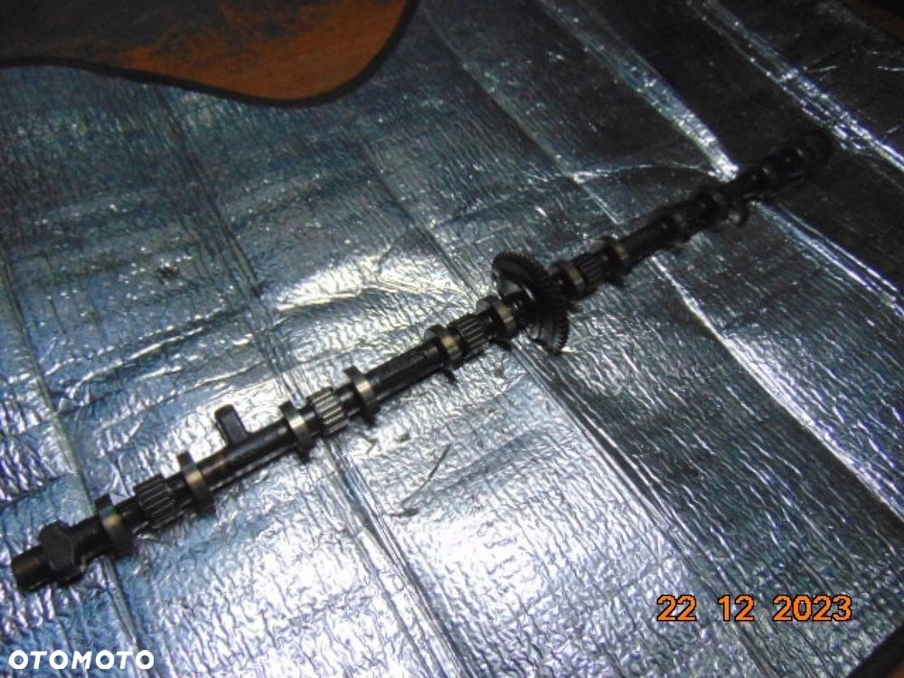 BMW E60 E90 E66 F01 F10 2.5 WAŁEK MIMOŚRODOWY POŚREDNI ROZRZĄDU N52 7515868 - 1