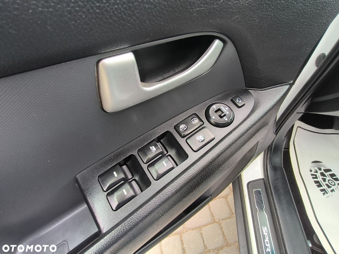 Kia Sportage - 12