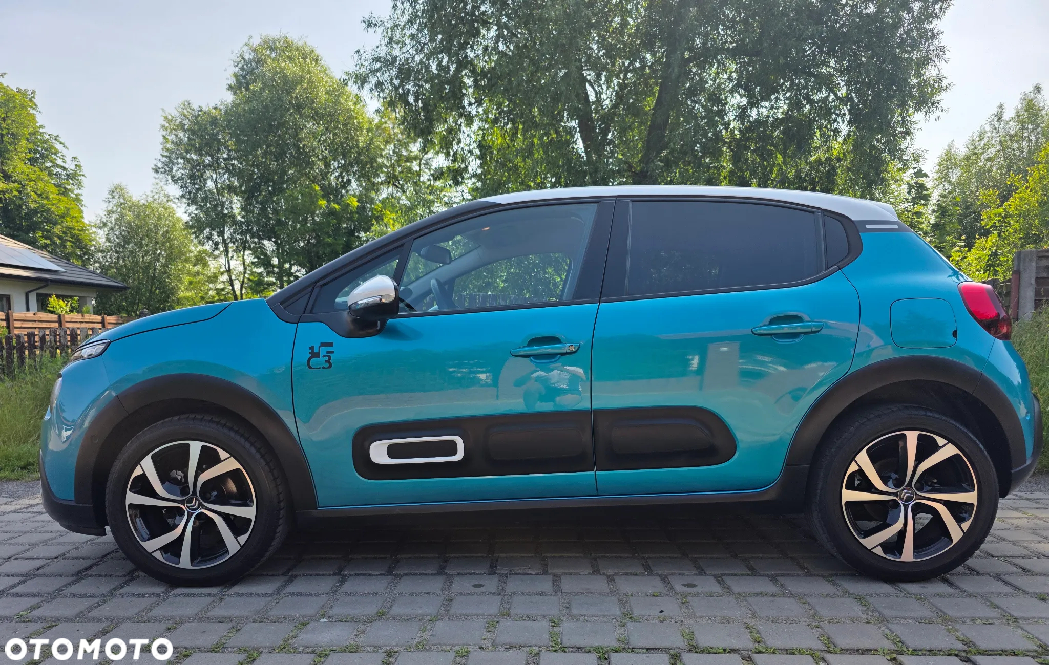 Citroën C3 1.2 PureTech Shine EAT6 - 8