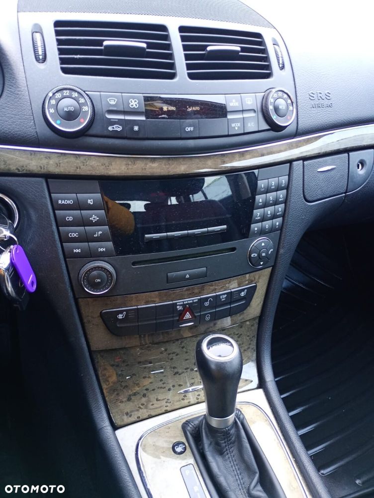 Mercedes-Benz Klasa E 220 CDI Avantgarde DPF - 10