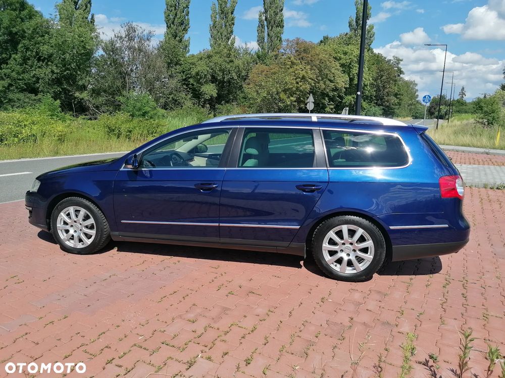 Volkswagen Passat Variant 2.0 TDI DPF DSG Highline - 10