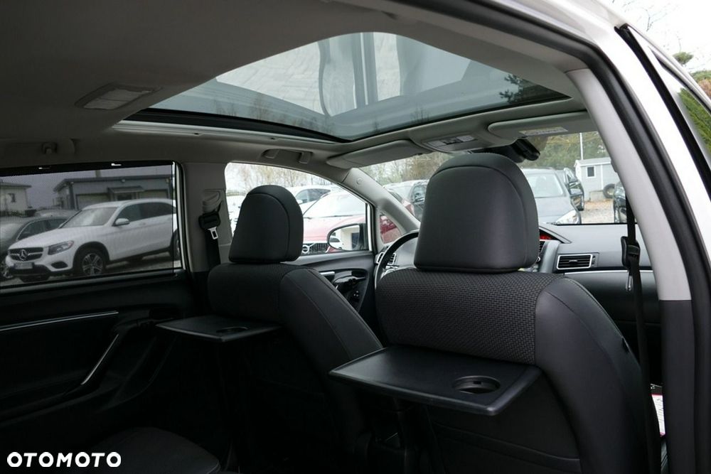 Toyota Verso 1.6 D-4D Premium - 37